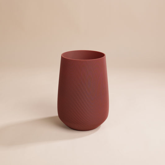 Vase élégant avec rainures verticales – parfait pour bouquets de fleurs