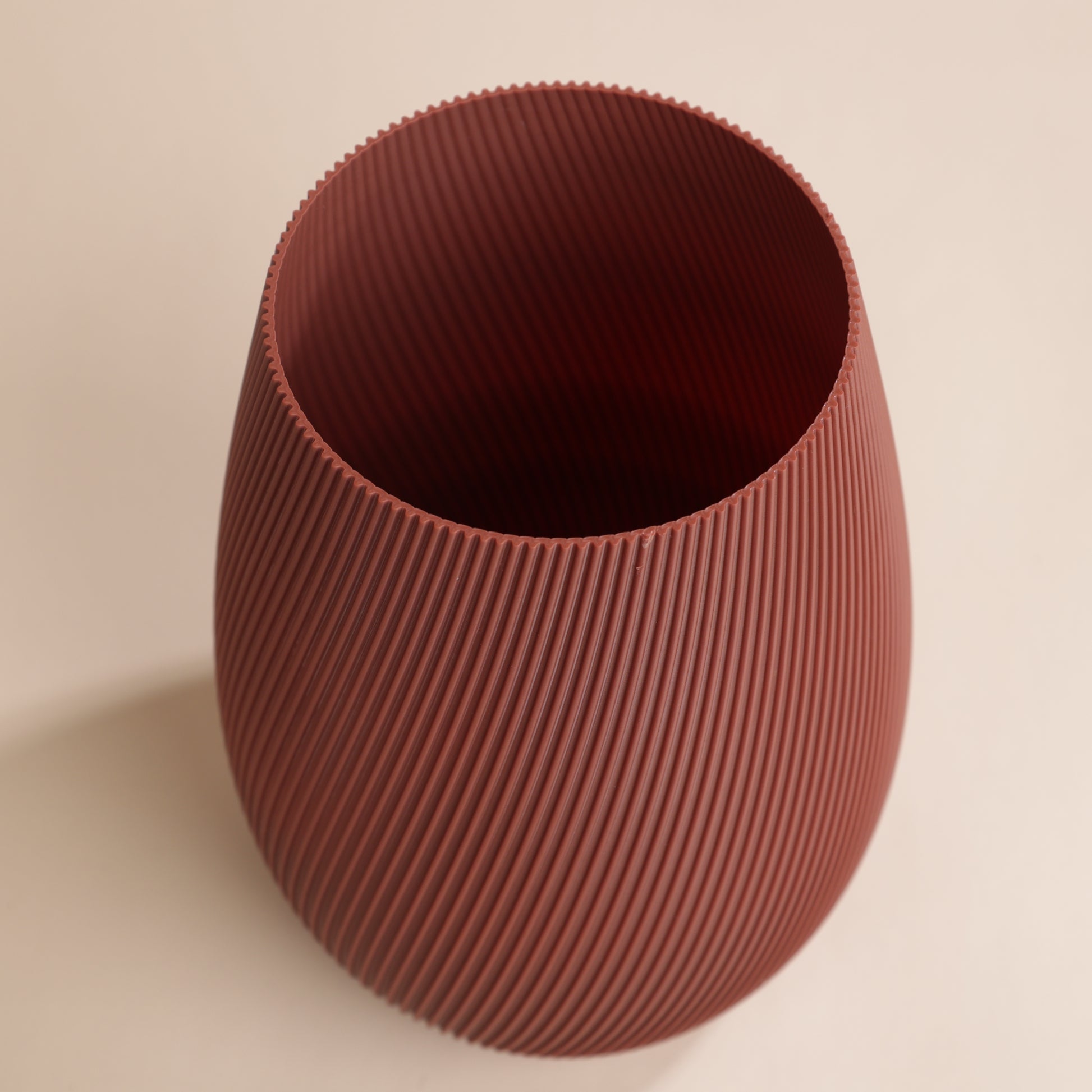 Vase écoresponsable Ø14,1 x H20 cm en bioplastique – design élégant et durable