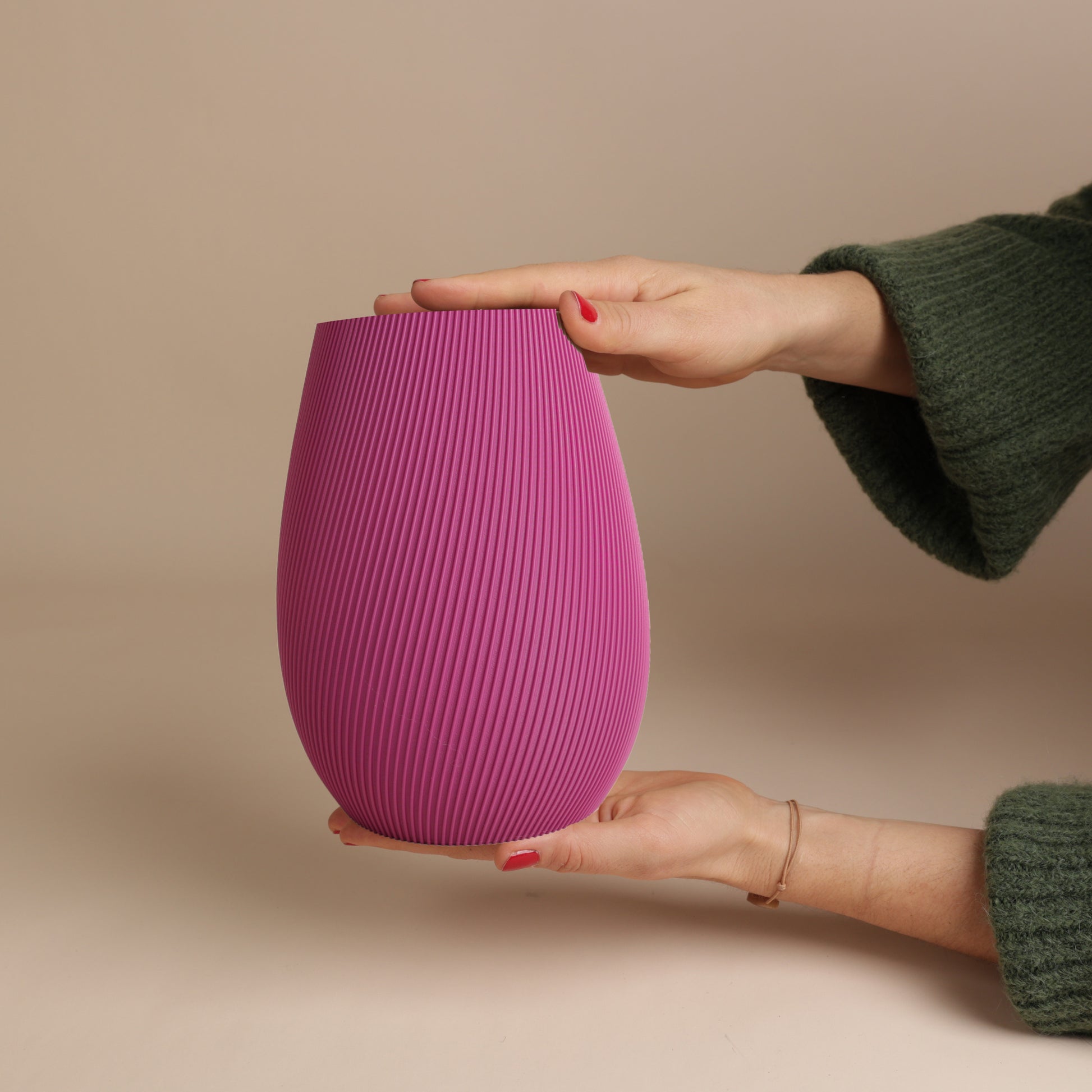 Vase écoresponsable Ø14,1 x H20 cm en bioplastique – design élégant et durable