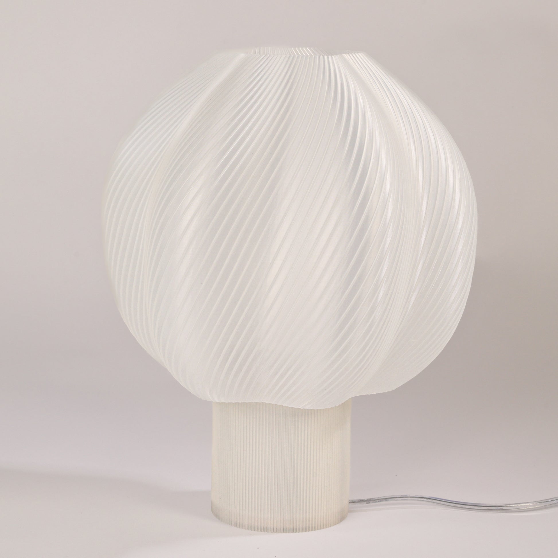 Lampe Luna design en PLA biosourcé – Éco-responsable & Swiss Made