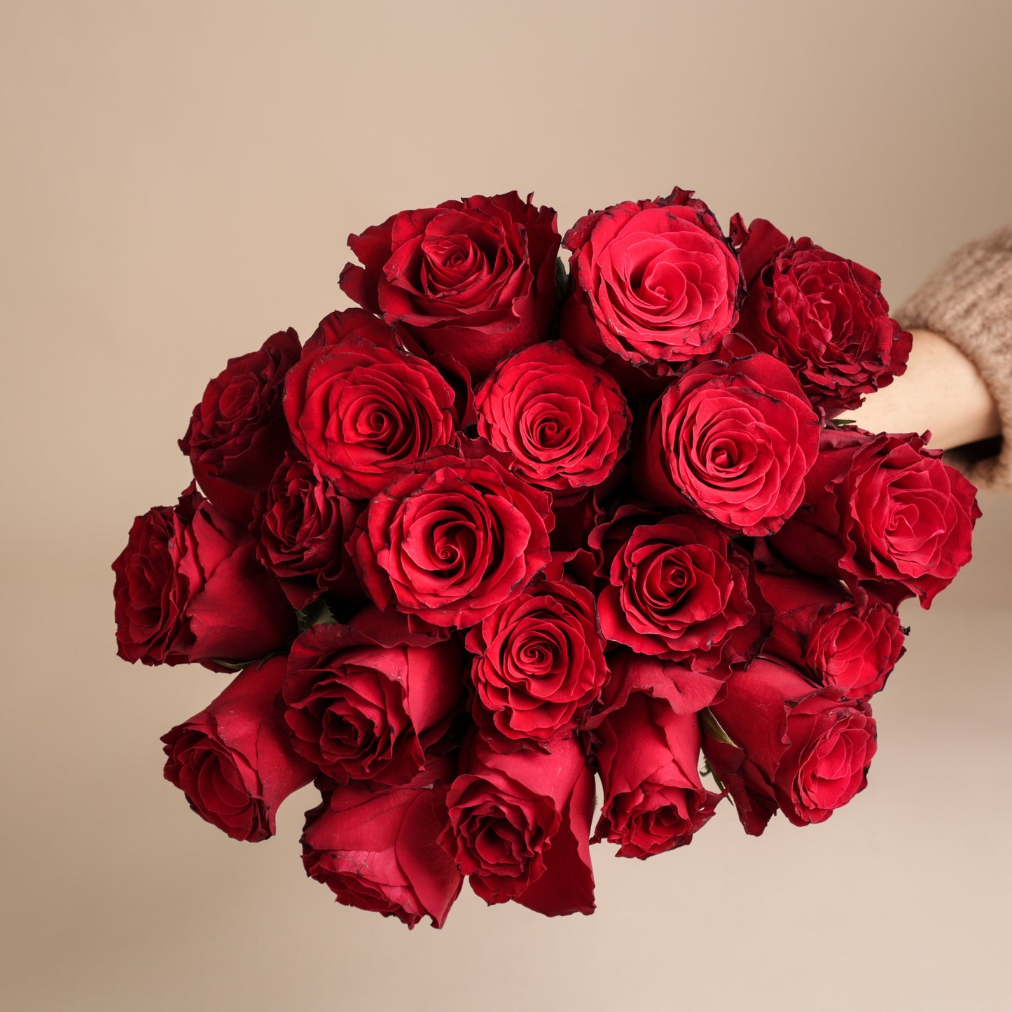 Bouquet de 20 roses rouges avec vase – Saint-Valentin